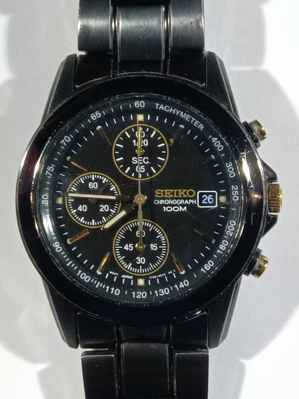 SEIKO CHRONOGRAPH 100M 7T92-0CW0 WATCH BLACK AND GOLD